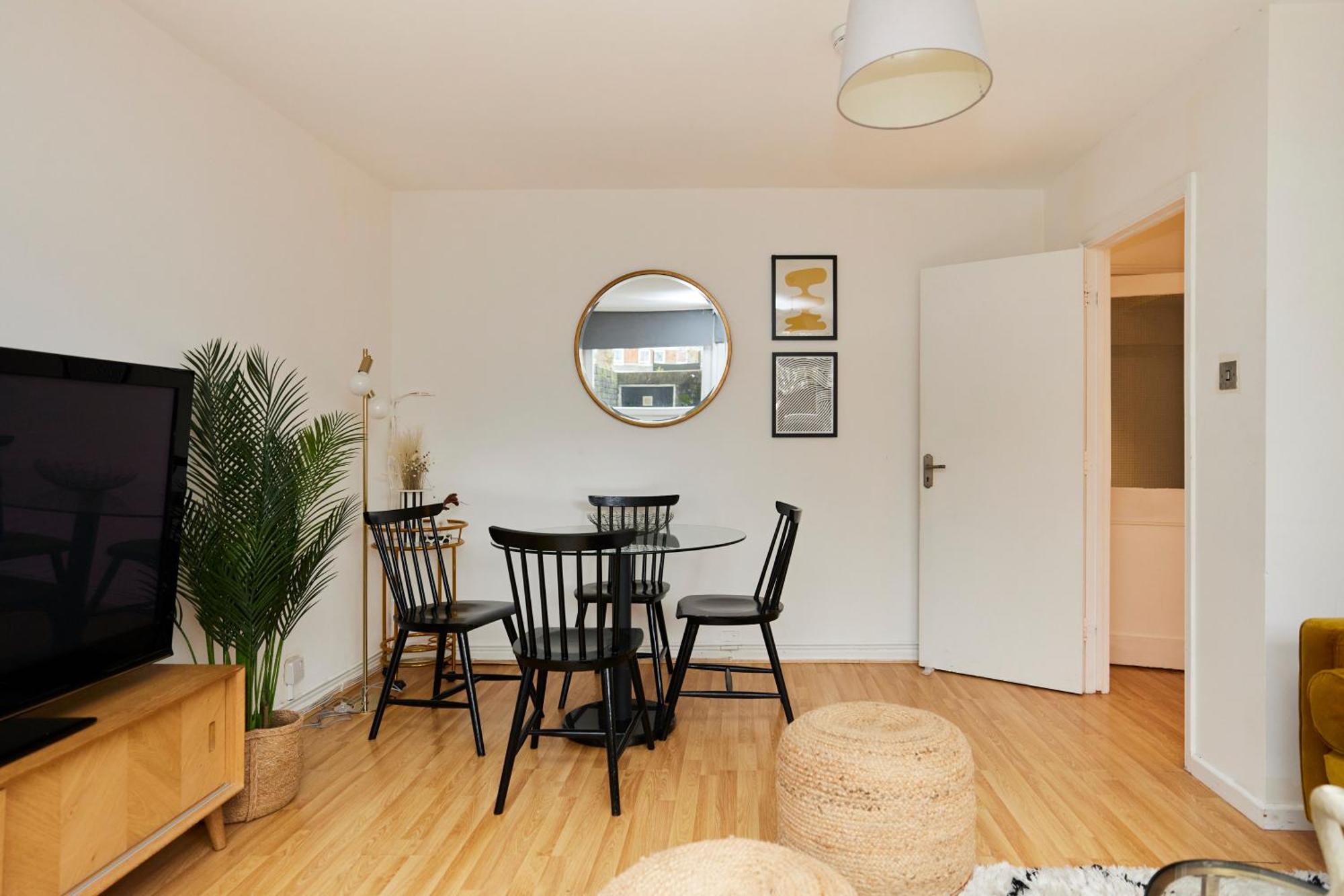 The Kennington Park Crib - Lovely 2Bdr Flat With Garden Londen Buitenkant foto