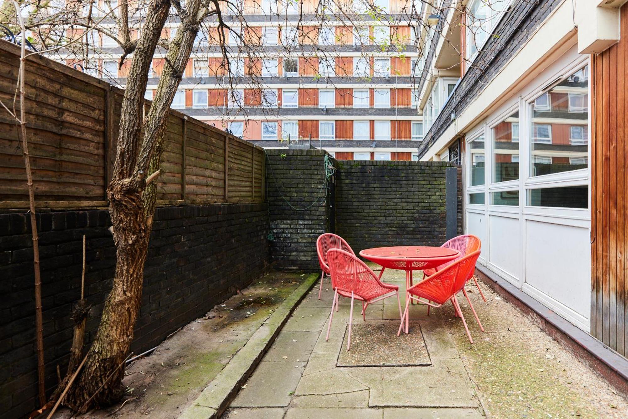 The Kennington Park Crib - Lovely 2Bdr Flat With Garden Londen Buitenkant foto